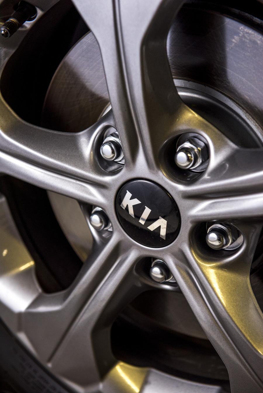 Колеса Kia Seltos EX 2020 года  (ZA) (фото 26 из 40)